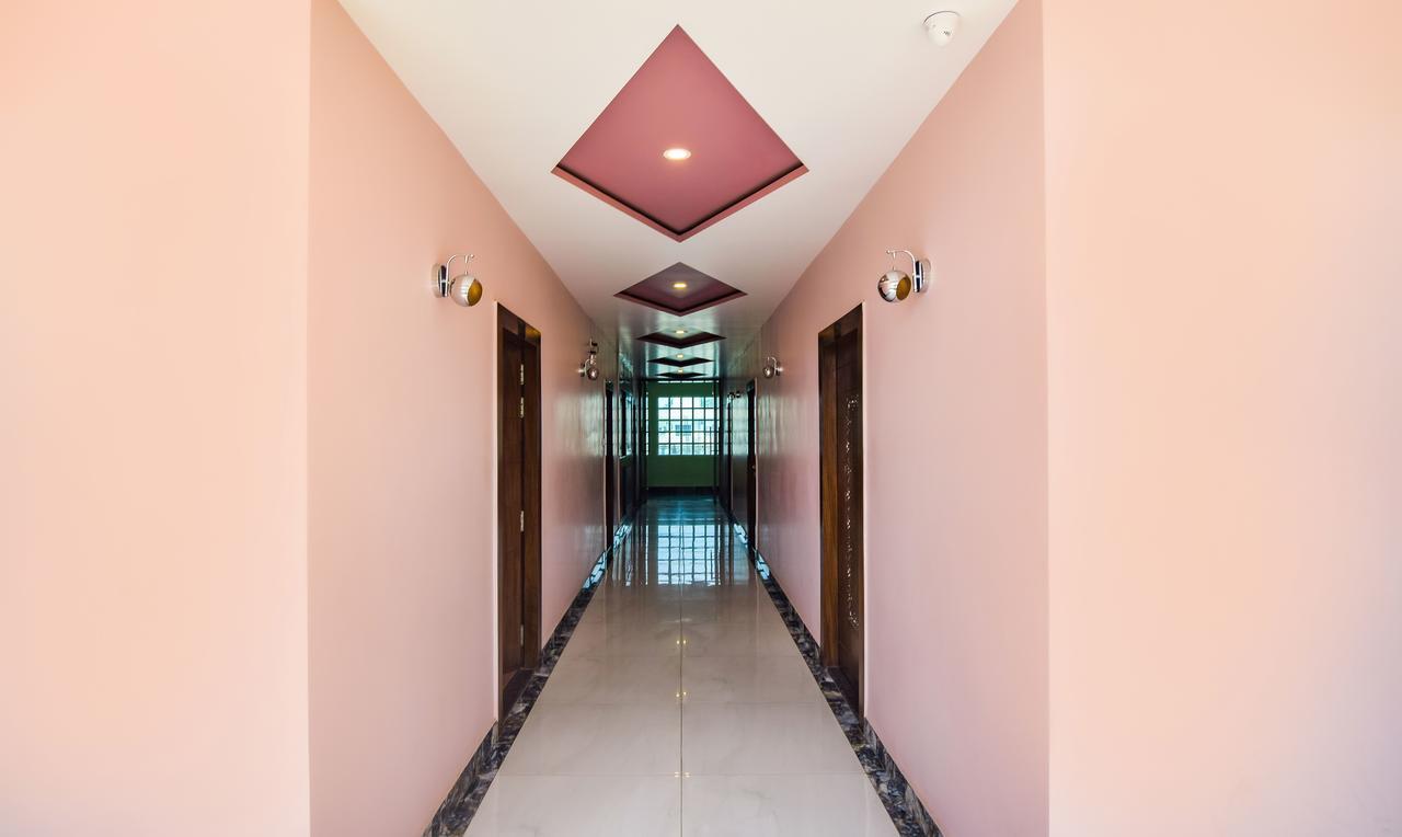 โรงแรมแซฟฟรอน พาราณสี ภายนอก รูปภาพ